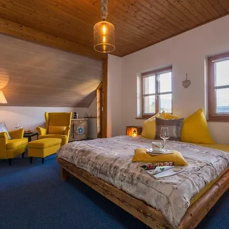 Girbl Bio Zimmer Strobl