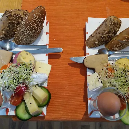 Apartmán Girbl Bio Zimmer Strobl